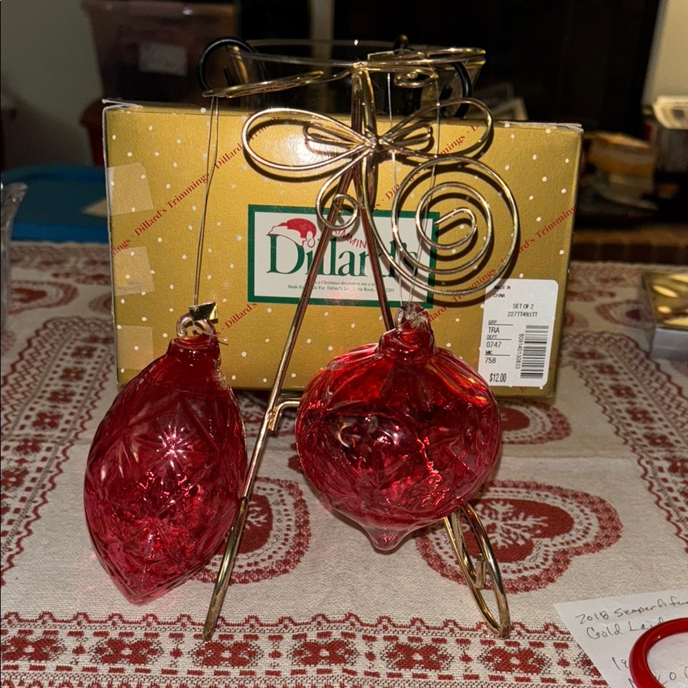 Dillards Trimmings Red Blown Embossed/Raised Glass Ornament Set!